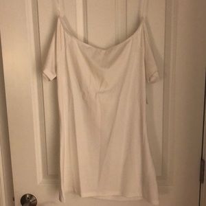 Old Navy - NWT off the shoulder shirt